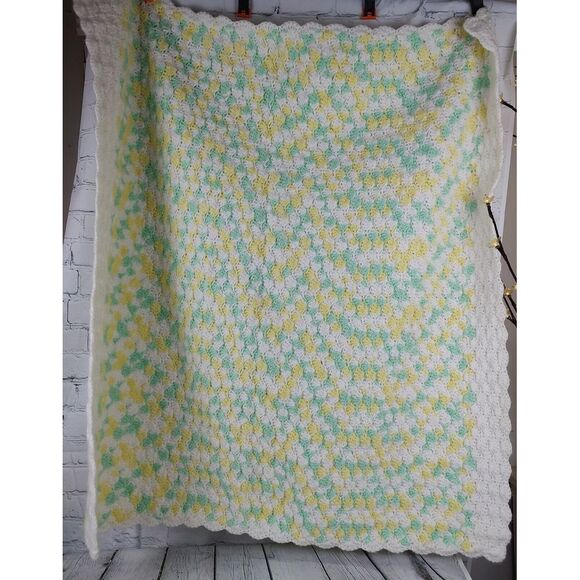 Handmade Crochet Baby Blanket Afghan White Green Yellow 36 x 34. - Picture 6 of 7
